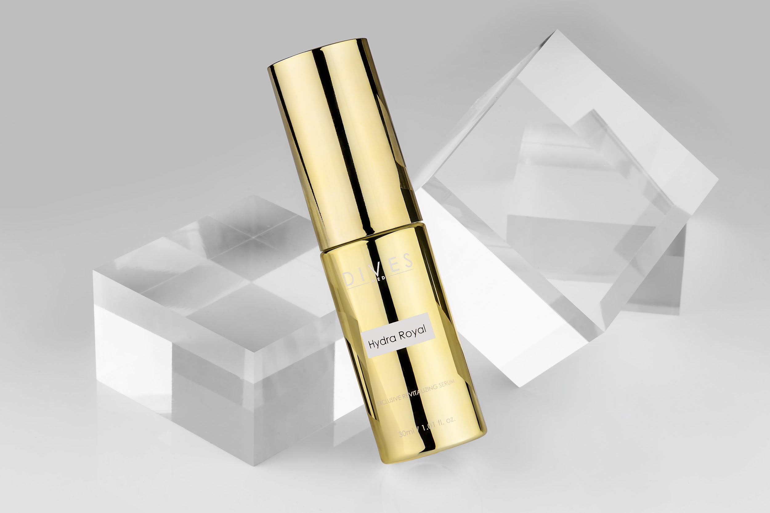 - Hydra Royal Serum - DIVES MED