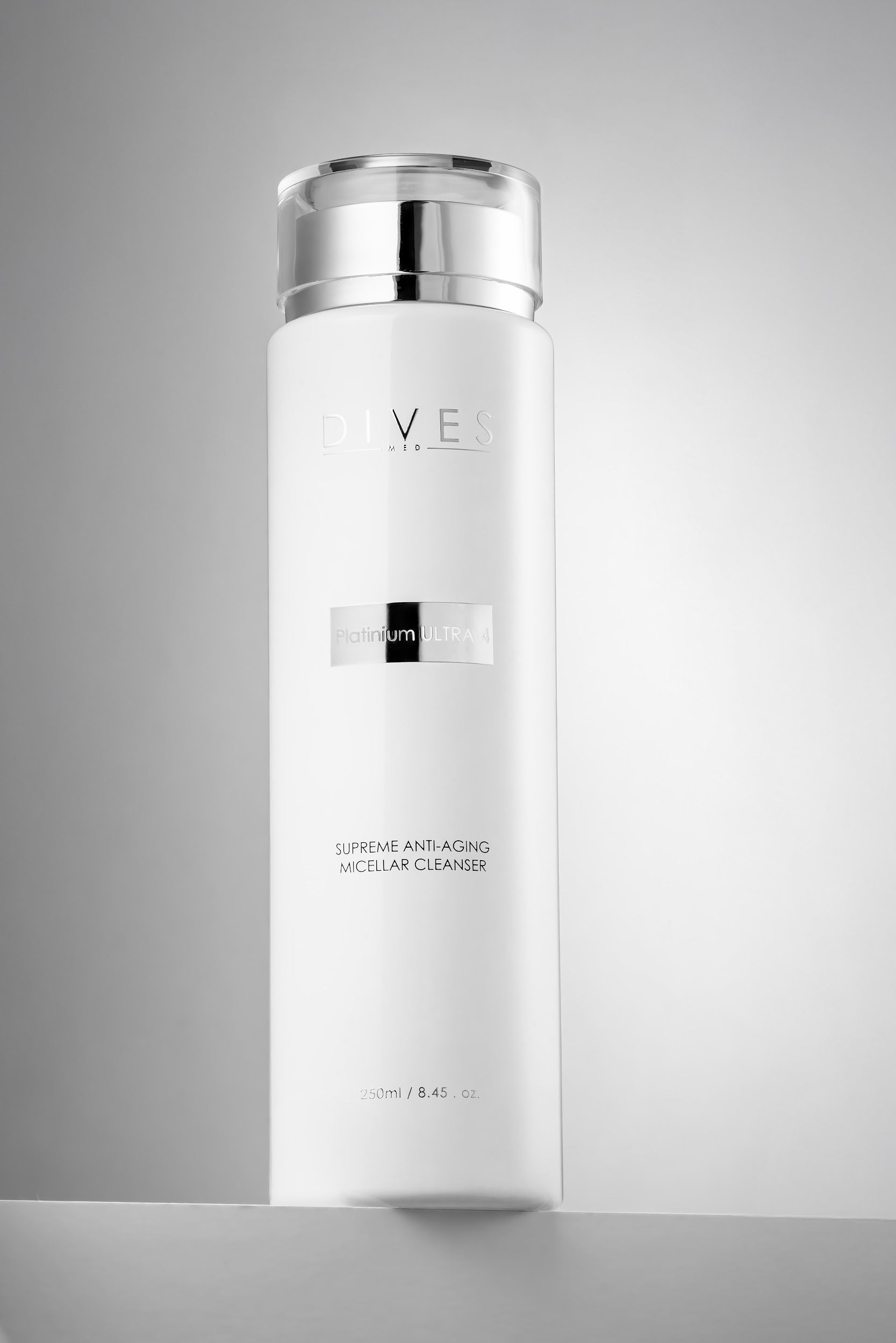 - Platinium Ultra 4 Micellar Cleanser - DIVES MED